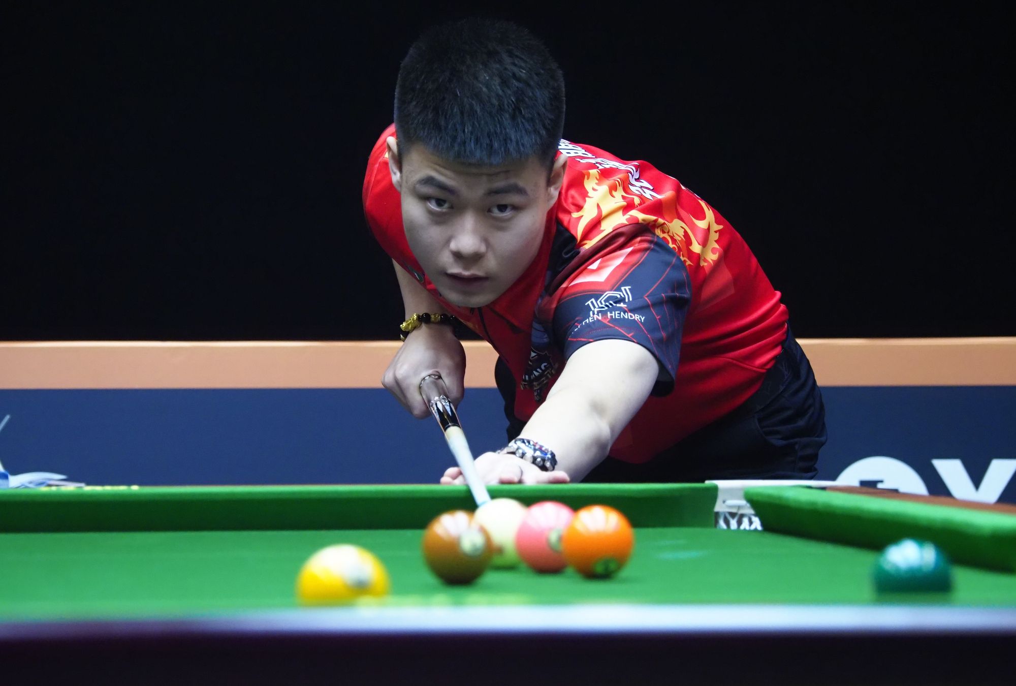 像被劈成了 像被劈成了